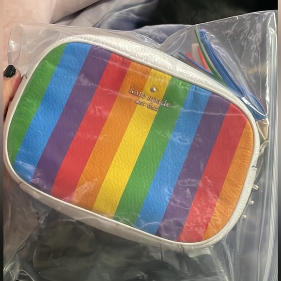 Kate Spade Kourtney Rainbow Stripe Camera Bag, NWOT, 5.3"h x 8.07"w x 2.36"d - Picture 2 of 5